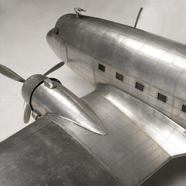 Dakota DC-3 <br> (L 98 x H 17) cm