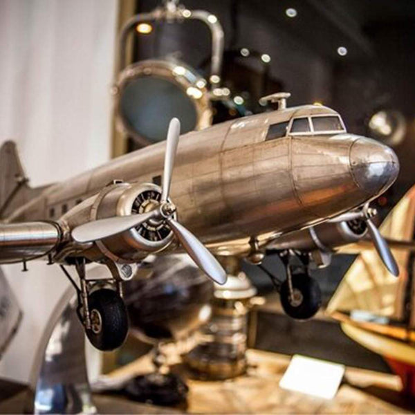Dakota DC-3 <br> (L 98 x H 17) cm