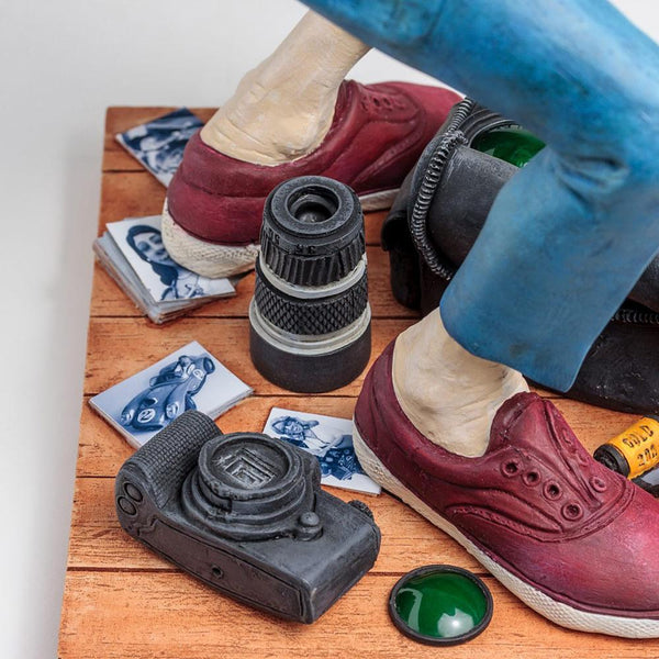 The Photographer <br> (L 20 x H 39) cm