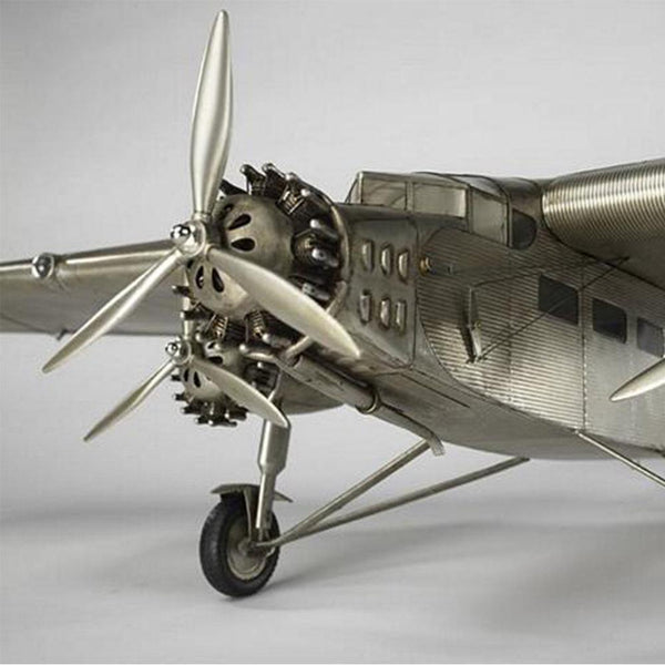 Ford Trimotor <br> (L 67 x H 20) cm