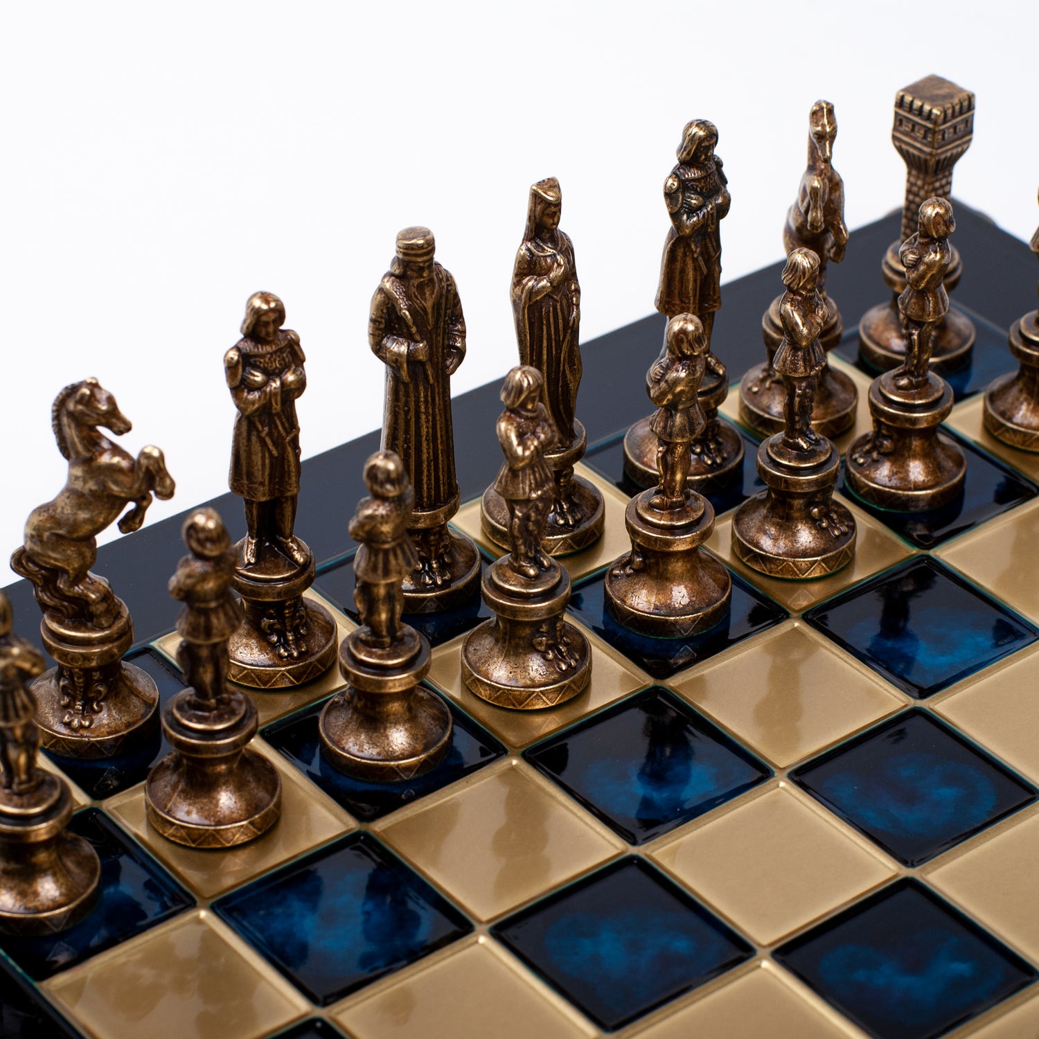 Skyline Chess - Bronze Doha Chess Set