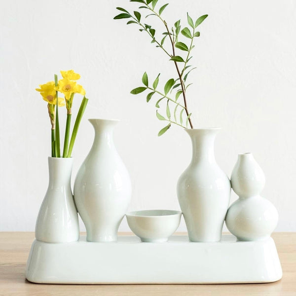 Shanghai Vase <br> White <br> (L 13 x W 40.5 x H 26) cm