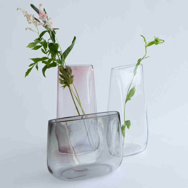 Kielo Vase <br> Violet <br> (L 16.5 x W 2.8 x H 35) cm