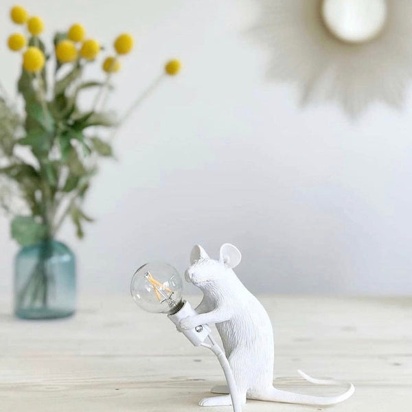 Mac Sitting Mouse Lamp <br> White <br> (L 6 x W 21 x H 8) cm