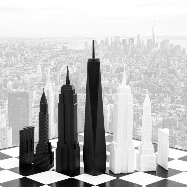 Chess Set <br> Special Edition <br> New York vs London with Black & White Cardboard