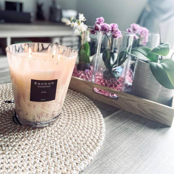 Pearls White Candle<br> Musk and Jasmine <br> (H 8) cm