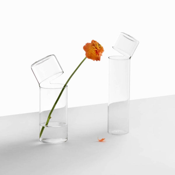 Attesa Vase <br> Clear <br> (Ø 7 x H 27) cm