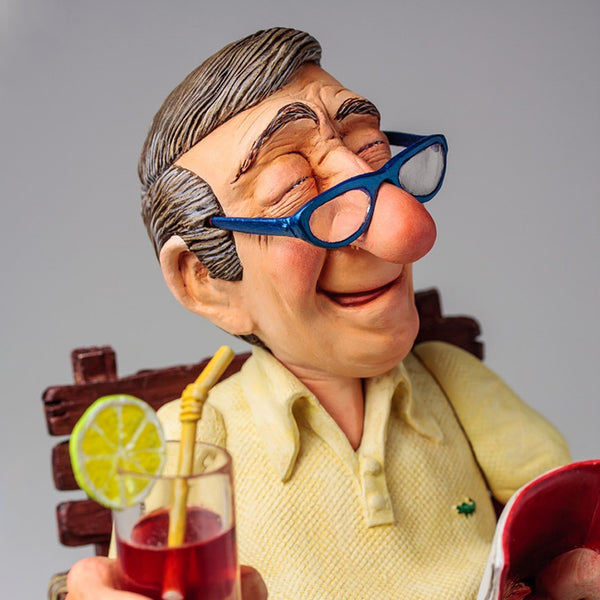 The Retiree <br> (L 16.5 x H 30.5) cm