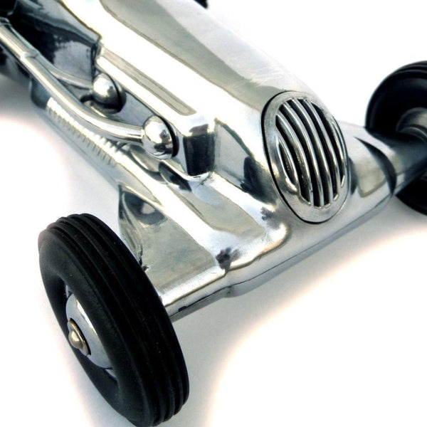 Hornet <br> (L 24.5 x H 9.5) cm