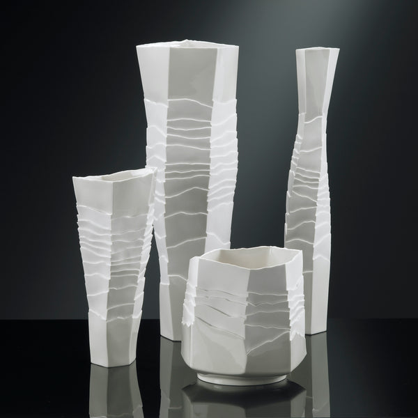 Erosum Vase <br> White <br> (L 11 x W 9 x H 57) cm